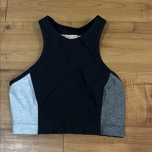 Outdoor Voices Athena crop top sports bra black and gray SMALL
